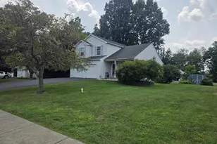 2 Live Oak Dr, Quakertown, PA 18951 - Photo 2