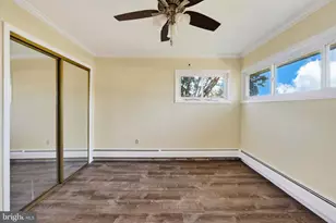 19 Vicar Ln, Levittown, PA 19054 - Photo 24