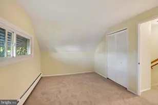 19 Vicar Ln, Levittown, PA 19054 - Photo 34
