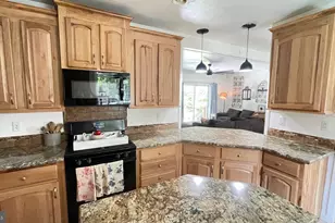 67 Fox Hill Rd, Quakertown, PA 18951 - Photo 6