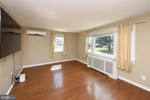 541 Highland Ave, Feasterville-Trevose, PA 19053 - Photo 4