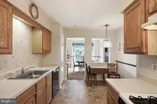 53 Ardsley Ct, Newtown, PA 18940 - Photo 6