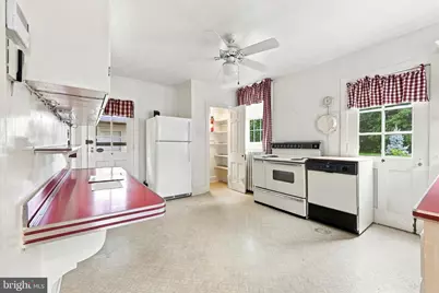 6502 N Radcliffe Street, Bristol, PA 19007 - Photo 16