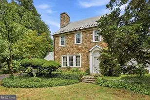 6502 N Radcliffe St, Bristol, PA 19007 - Photo 2