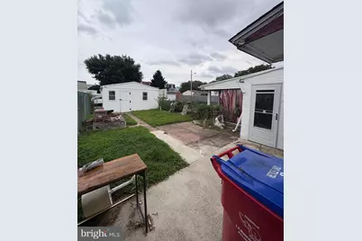 225 Dorrance Street, Bristol, PA 19007 - Photo 12