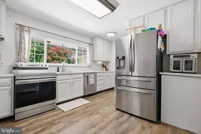 201 Snowball Drive, Levittown, PA 19056 - Photo 14