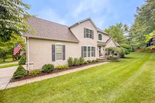 3 Bartons Mill Dr, Washington Crossing, PA 18977 - Photo 4