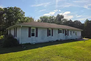 1863 Ringing Rocks Rd, Upper Black Eddy, PA 18972 - Photo 2