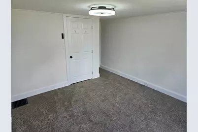 2454 E Swamp Road #1ST FLOOR, Quakertown, PA 18951 - Photo 16