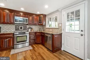 856 Roger Rd, Warminster, PA 18974 - Photo 14