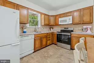 151 E Richardson Ave, Langhorne, PA 19047 - Photo 10
