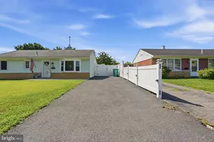 906 Mauri Ave, Croydon, PA 19021 - Photo 4
