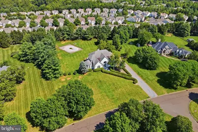 7 Longmeadow Street, Newtown, PA 18940 - Photo 2
