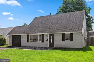 68 Indian Red Rd, Levittown, PA 19057 - Photo 2