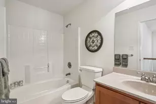 302 Summer Ct, Sellersville, PA 18960 - Photo 12