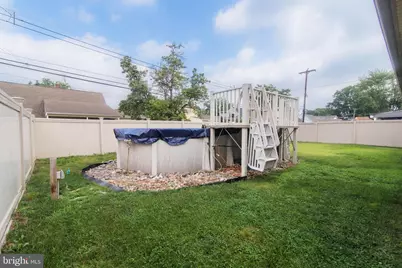 142 Elderberry Drive, Levittown, PA 19054 - Photo 6