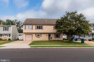 142 Elderberry Dr, Levittown, PA 19054 - Photo 1