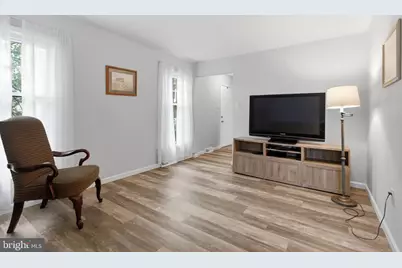 325 Cedar Street, Warminster, PA 18974 - Photo 6
