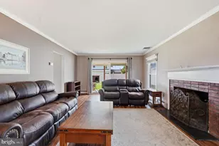 94 Terrace Rd, Levittown, PA 19056 - Photo 4