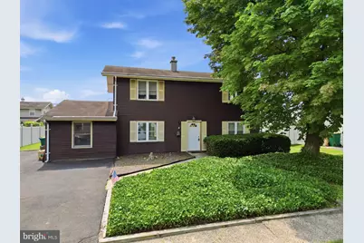94 Terrace Road, Levittown, PA 19056 - Photo 6