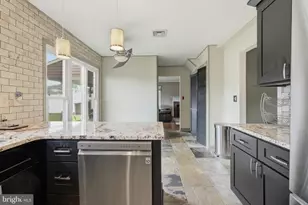 94 Terrace Rd, Levittown, PA 19056 - Photo 22