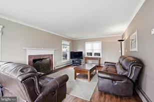 94 Terrace Rd, Levittown, PA 19056 - Photo 26