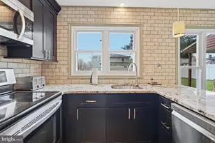 94 Terrace Rd, Levittown, PA 19056 - Photo 20
