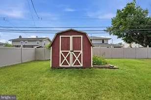 94 Terrace Rd, Levittown, PA 19056 - Photo 58