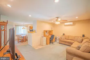 32 Young Birch Rd, Levittown, PA 19057 - Photo 14