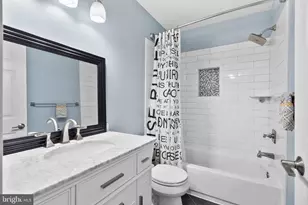 194 Hyacinth Dr S, Yardley, PA 19067 - Photo 32