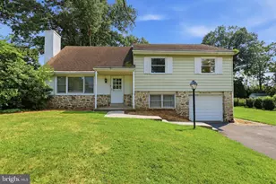 403 Merion Dr, Newtown, PA 18940 - Photo 1