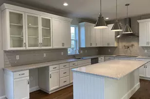 2010 Sunrise Dr, Coopersburg, PA 18036 - Photo 4