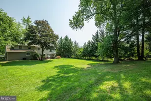 187 Buckshire Dr, Southampton, PA 18966 - Photo 32