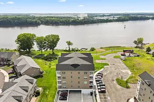16421 River View Dr, Bristol, PA 19007 - Photo 2