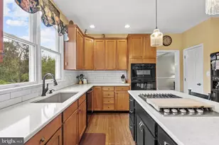 22 Hope Rd, Holland, PA 18966 - Photo 14