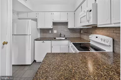 5-2 Aspen Way #2, Doylestown, PA 18901 - Photo 2