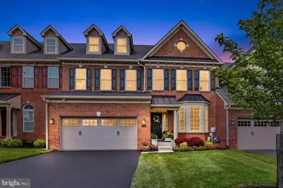 112 Rittenhouse Circle, Newtown, PA 18940 - Photo 2