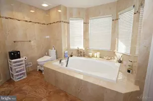 201 White Pine Ct, Warminster, PA 18974 - Photo 32
