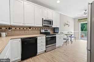849 Geranium Dr, Warrington, PA 18976 - Photo 10
