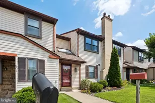 899 Andover Pl, Warminster, PA 18974 - Photo 4