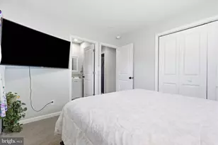 33 Wildrose Ln, Levittown, PA 19054 - Photo 22