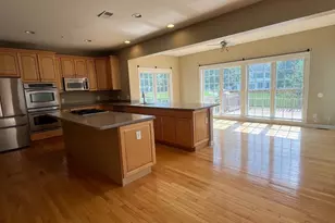 2825 Mountain Laurel Dr, Furlong, PA 18925 - Photo 6