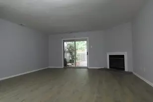 16 Fair Oaks Ct, Newtown, PA 18940 - Photo 2