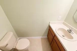 2017 Creekside Ct, Warrington, PA 18976 - Photo 16