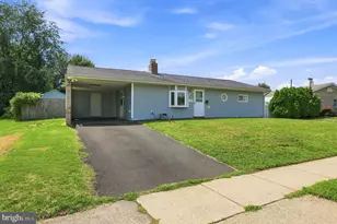 45 Lavender Ln, Levittown, PA 19054 - Photo 24