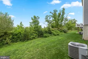 60 Fonthill Ct, Quakertown, PA 18951 - Photo 6