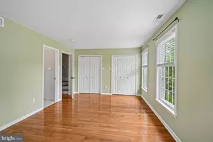 25 Commanders Dr, Washington Crossing, PA 18977 - Photo 20