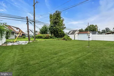 129 Plumbridge Drive, Levittown, PA 19056 - Photo 20