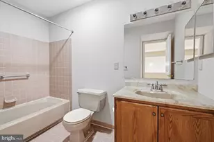 7 Walton Ct, Newtown, PA 18940 - Photo 24