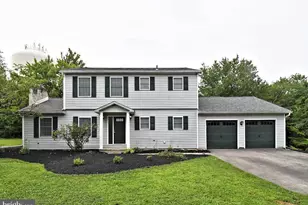 214 Crest Dr, Sellersville, PA 18960 - Photo 1